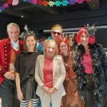 Maskierte Teilnehmer des Kaffeekränzle der SPÖ Frauen Bludenz